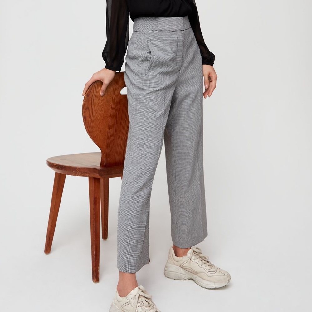 Aritzia Little Moon Malva Pant